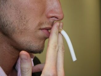 A male smoker is at risk of developing potency problems